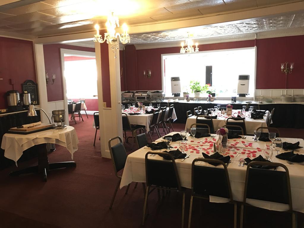 ברייסון סיטי The Tunnicliff Inn מראה חיצוני תמונה