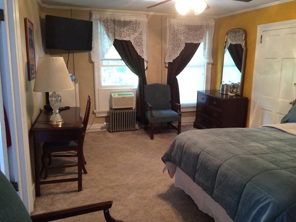 ברייסון סיטי The Tunnicliff Inn מראה חיצוני תמונה